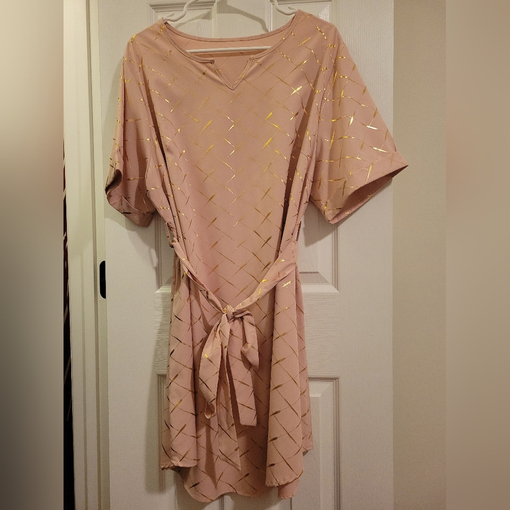 SHEIN Pink and Gold Patterned Dress
